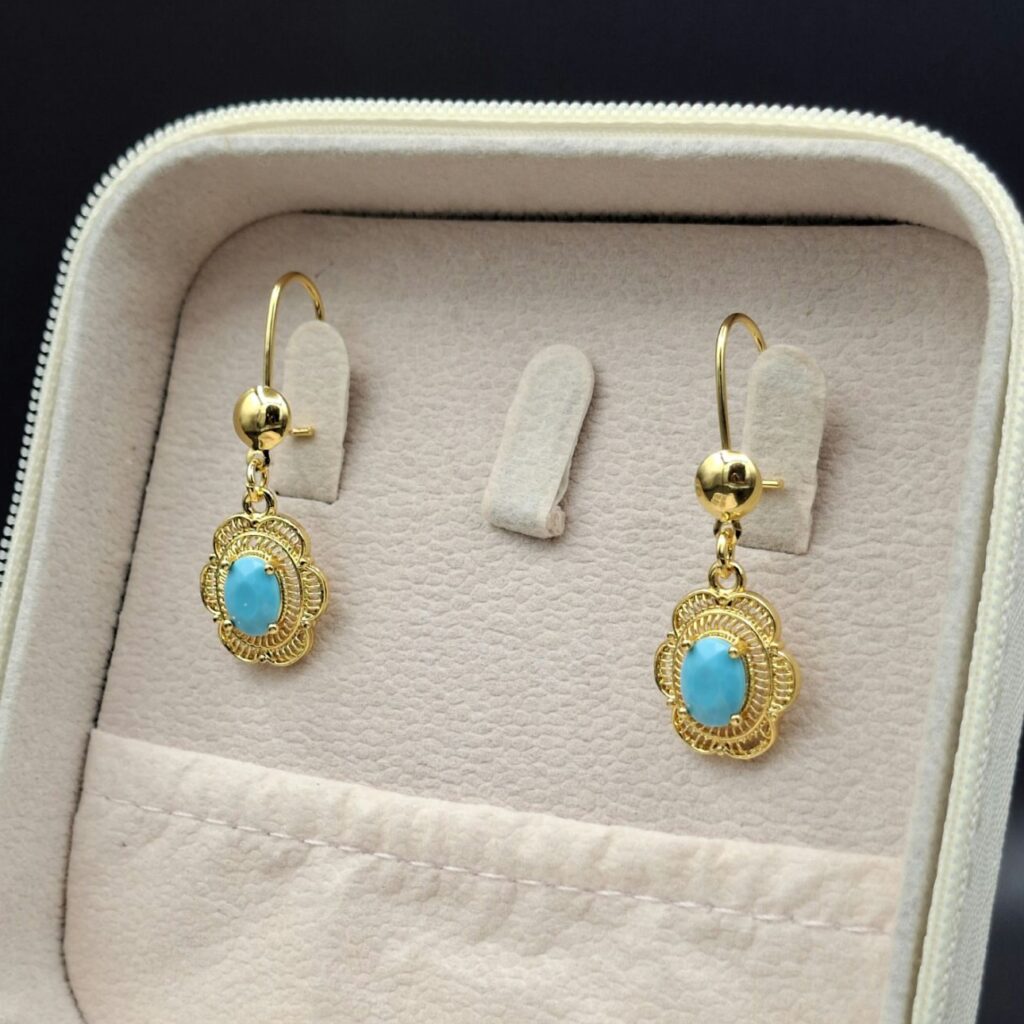 گوشواره طرح هندی فیروزه